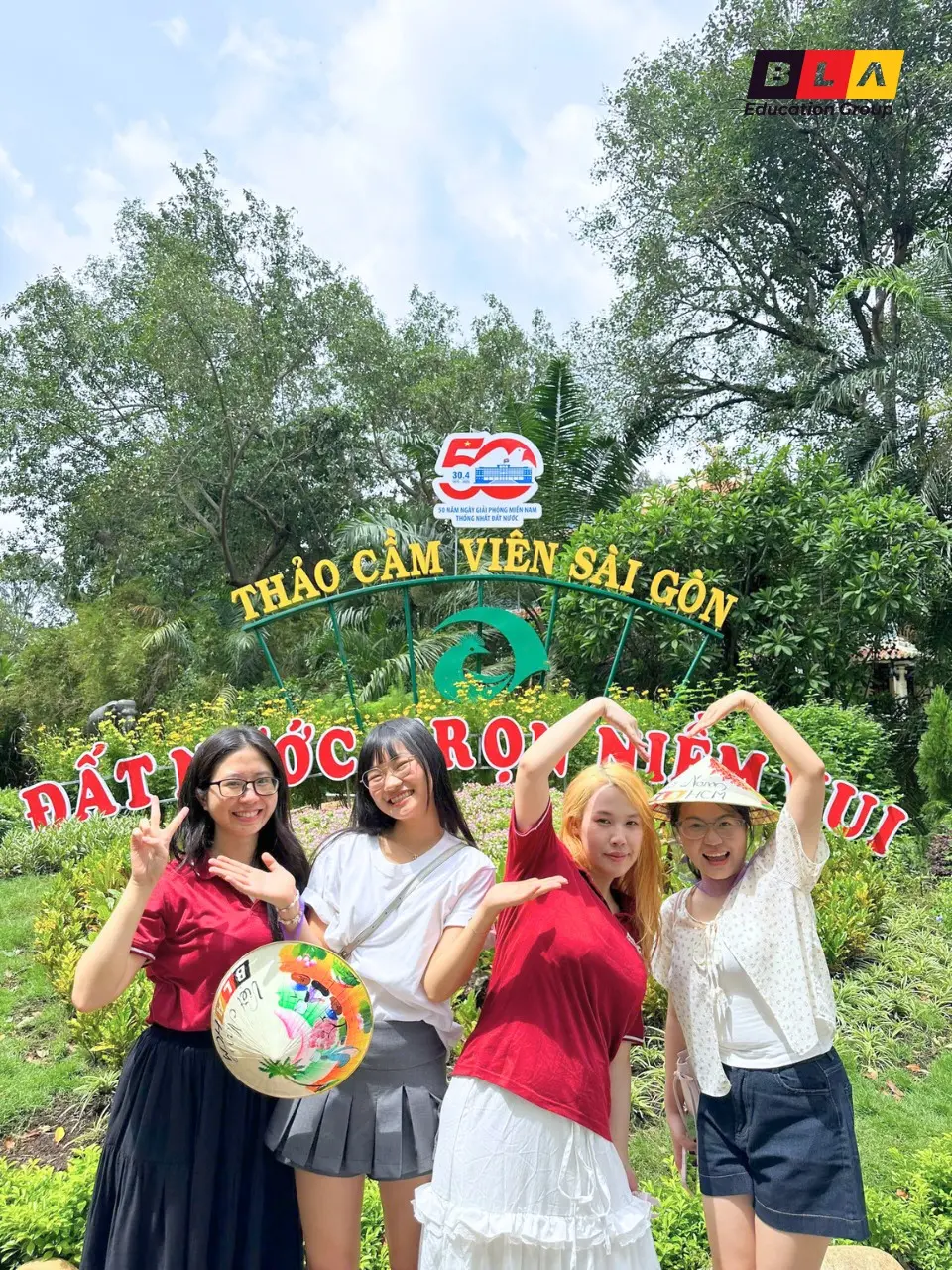 Hình ảnh các bạn tại Thảo Cầm Viên