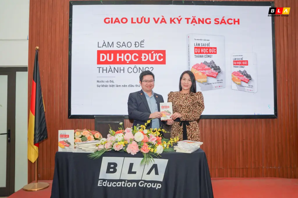 ra mắt sách làm sao để du học đức thành công (4)
